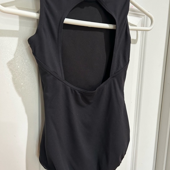 Capezio dance leotard. Black. Size medium. - Picture 5 of 8